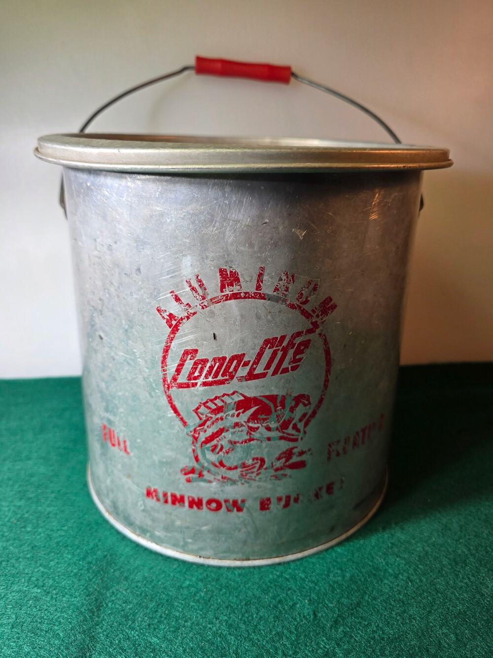 Vintage Metal Long Life Minnow Bucket Full Float
